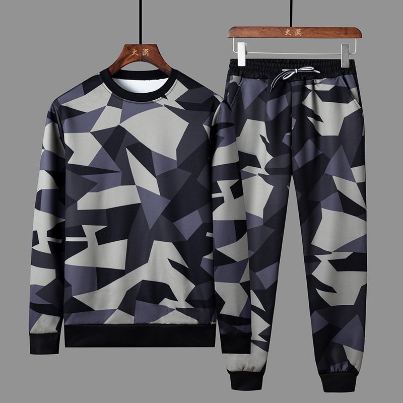 Autumn new trend men's casual sports suit sweater trend camouflage two-piece men